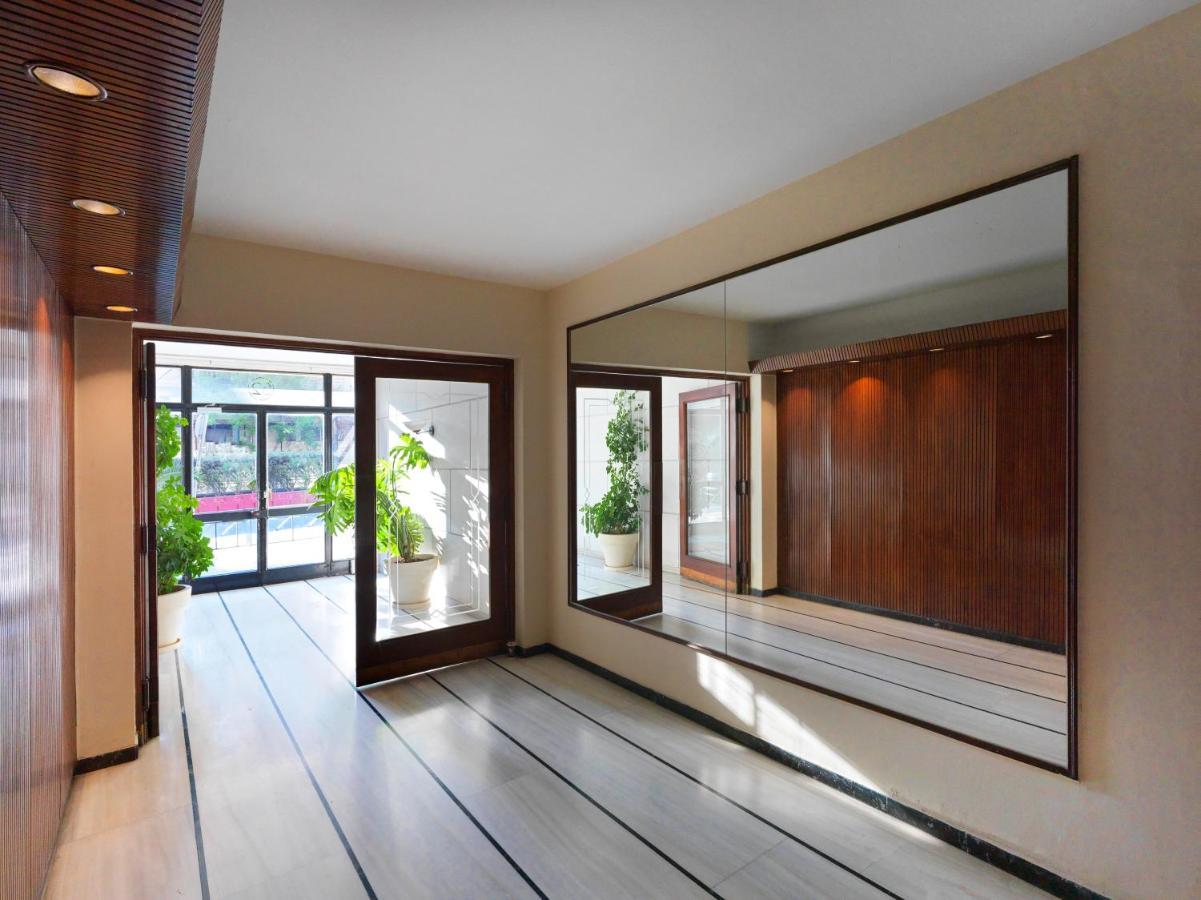Spacious City Center Apartment เอเธนส์ ภายนอก รูปภาพ